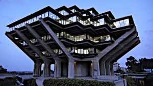 8. Biblioteka Geisel (San Diego, USA)